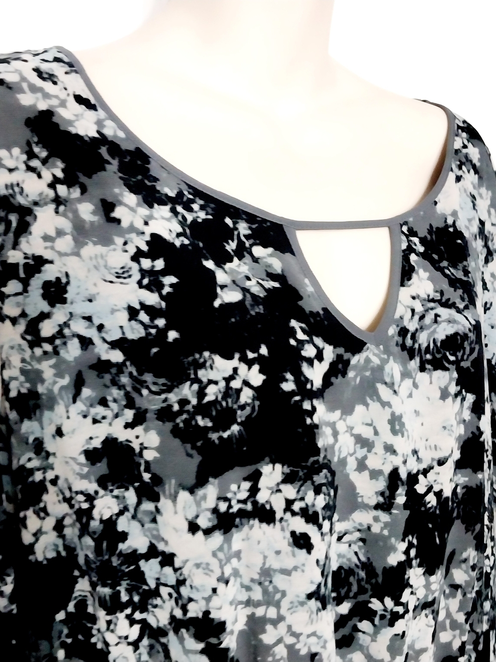 🔵BOGO FREE🔵 Xhilaration Mini Dress Floral Feminine Sz XXL - Picture 3 of 7